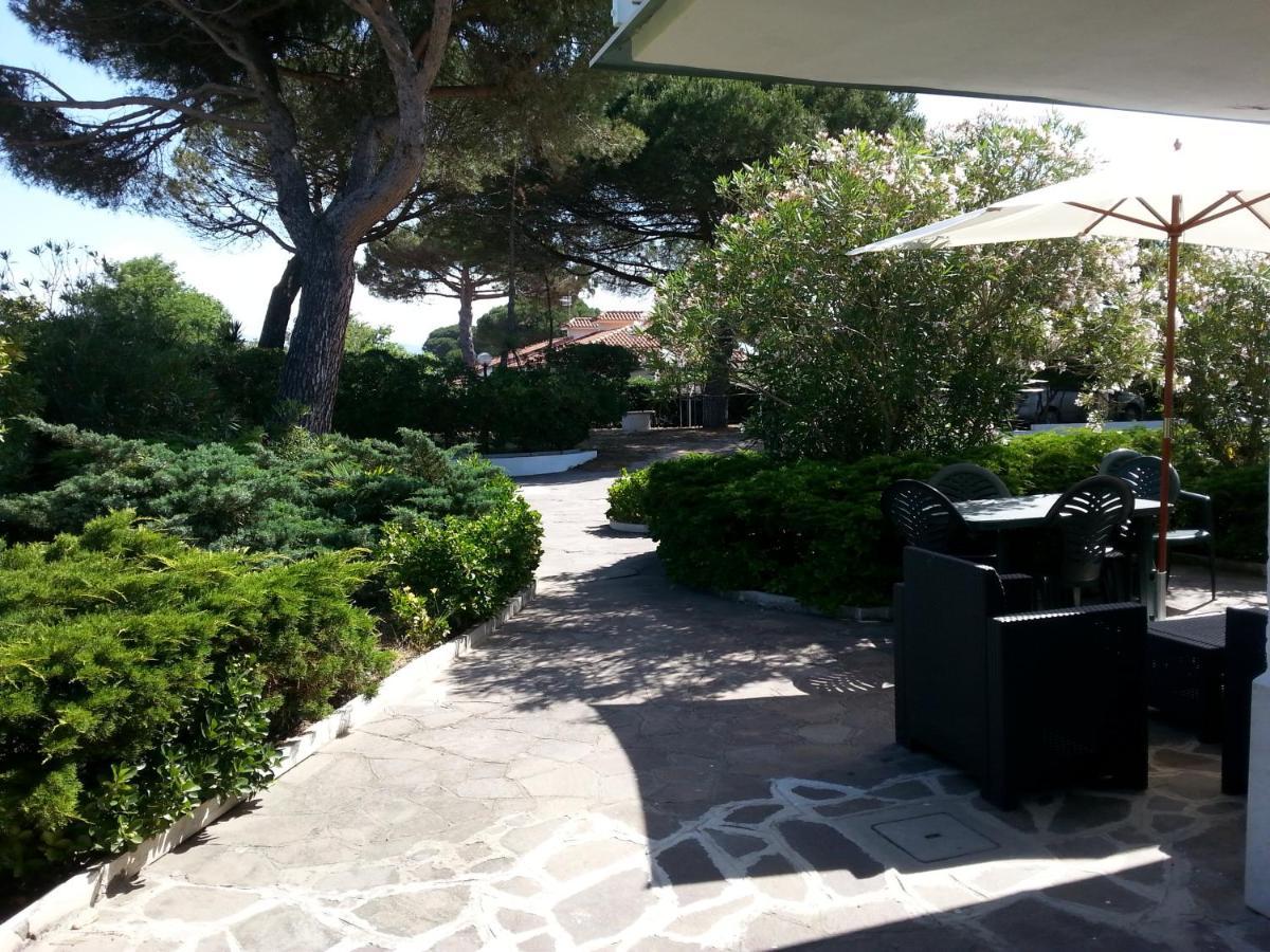 Appartamento In Villa Valentini, Fronte Mare, Giardino E Parcheggio Privato, Wifi, Dotato Di Tutti I Confort, Nel Golfo Di Gaeta Minturno Exterior foto